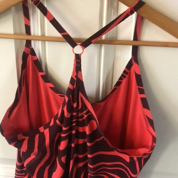 Outdoor Voices Poppy Swirl Athletic Dress - Picture 11 of 16